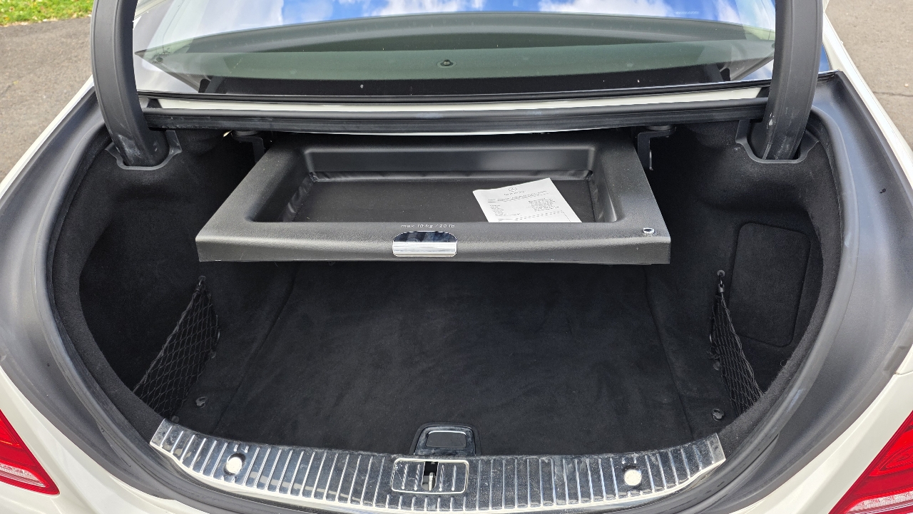 Mercedes-Benz S-Class 4dr Sdn S 550 4MATIC 2016