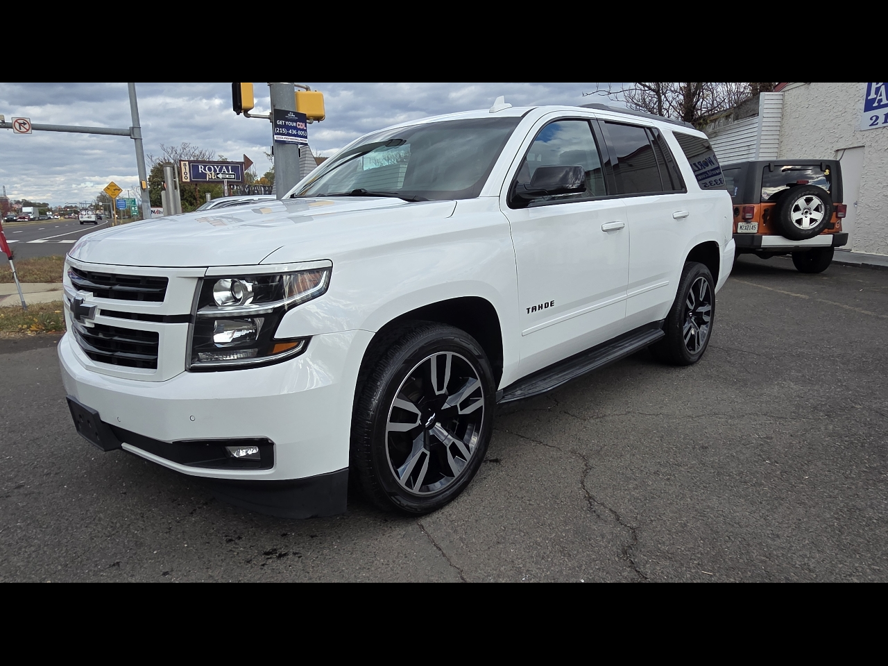 Chevrolet Tahoe 4WD 4dr Premier 2018