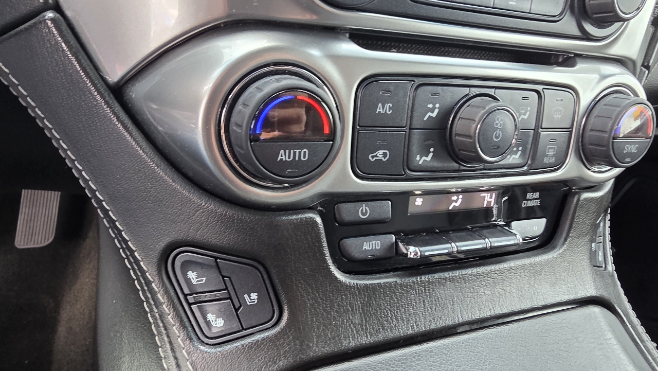 Chevrolet Tahoe 4WD 4dr Premier 2018