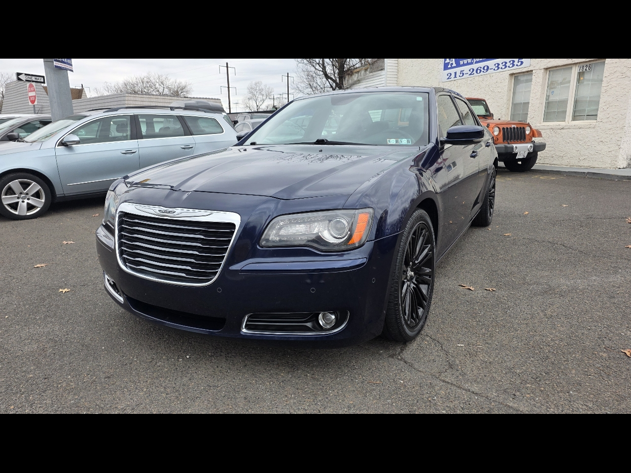 2013 Chrysler 300 4dr Sdn 300S RWD