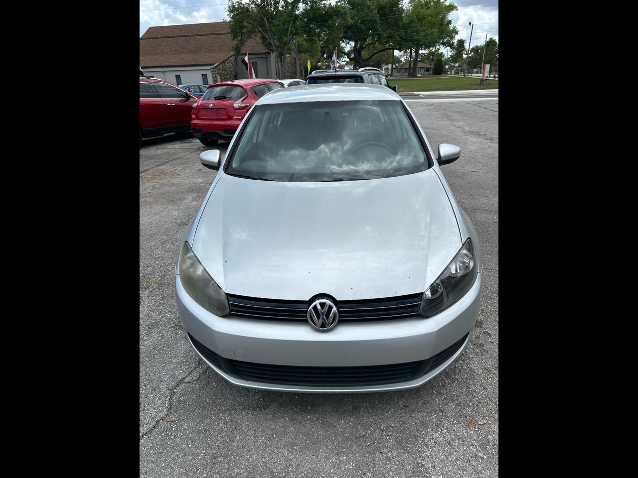 2011 Volkswagen Golf Base