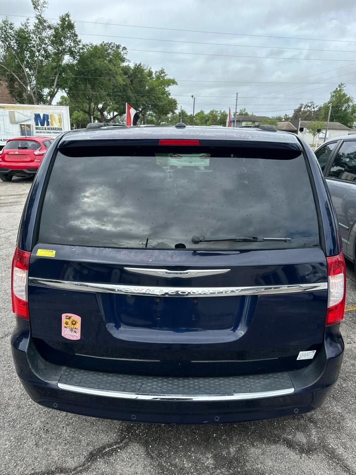 Chrysler Town & Country  2013