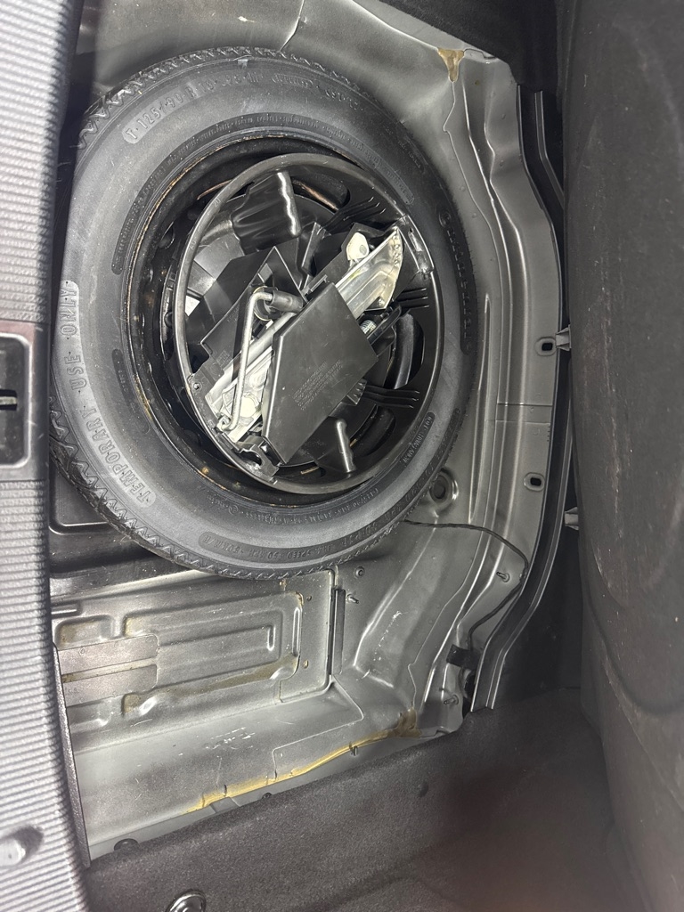 Mercedes-Benz C-Class  2010 Mercedes-Benz C-Class  2010