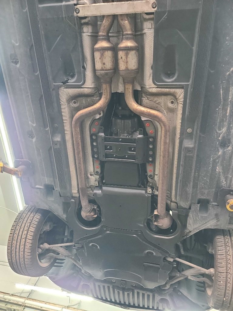 Mercedes-Benz C-Class  2010 Mercedes-Benz C-Class  2010