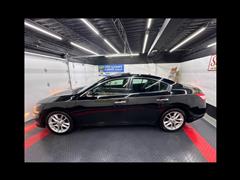2010 Nissan Maxima 