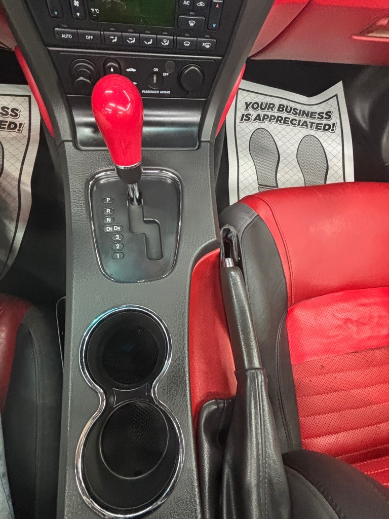 Ford Thunderbird  2002 Ford Thunderbird  2002