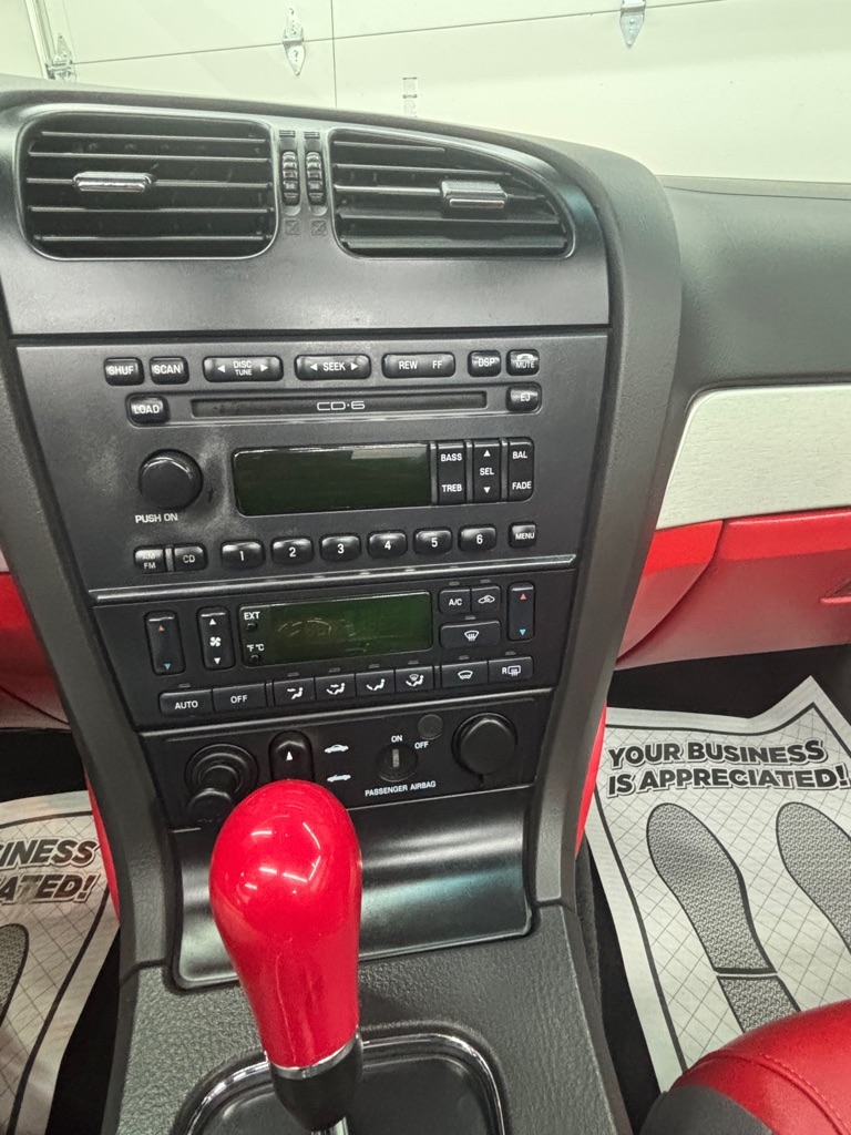 Ford Thunderbird  2002 Ford Thunderbird  2002