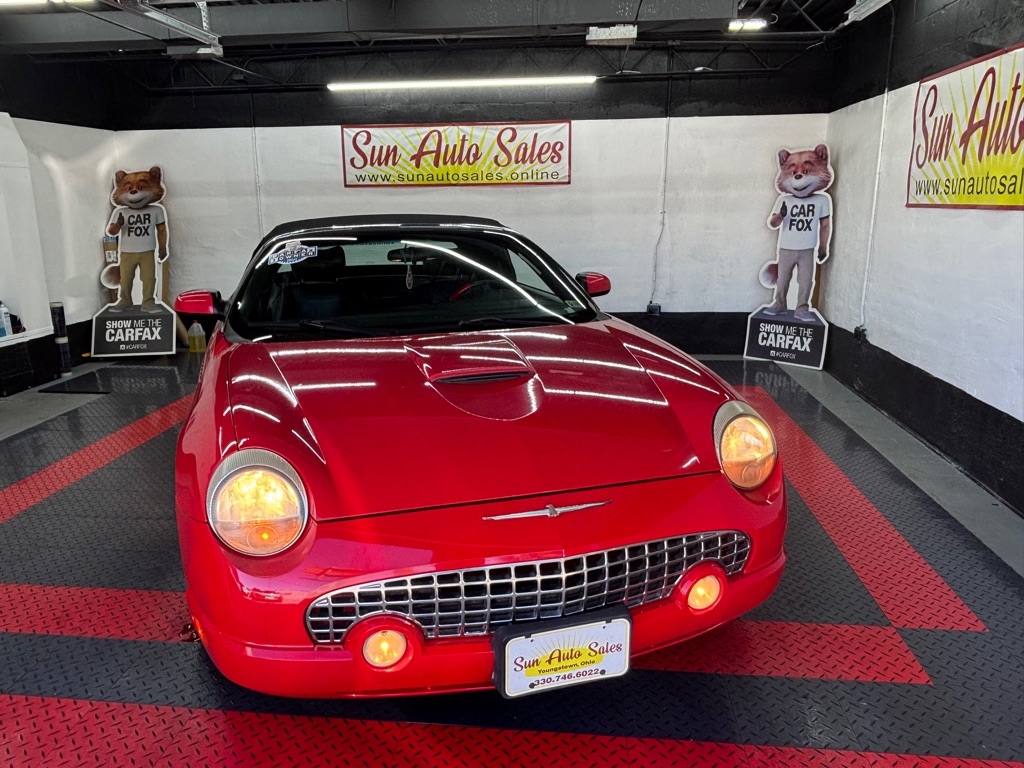 2002 Ford Thunderbird Deluxe's photo