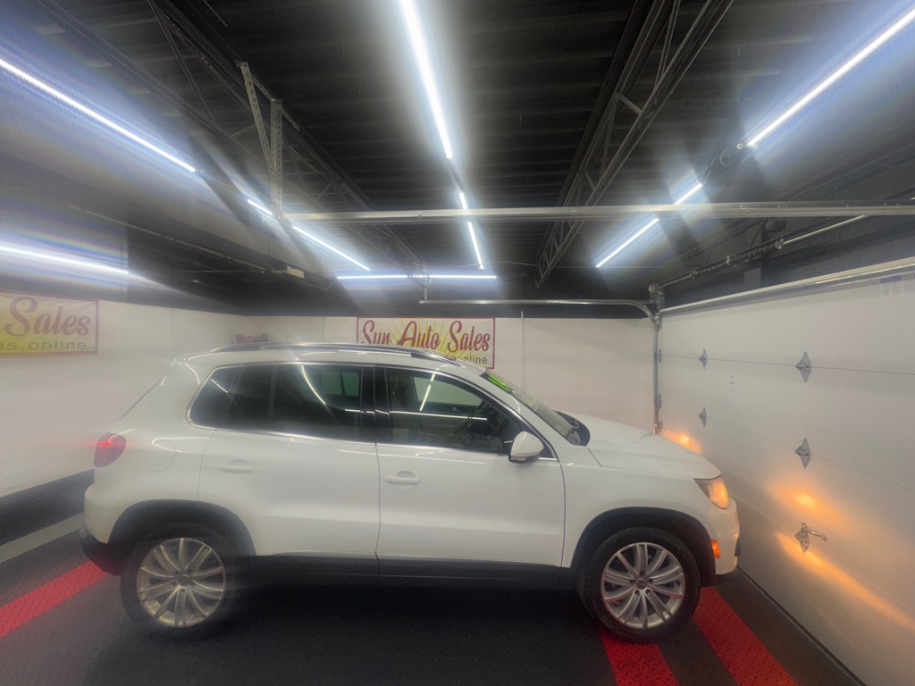 Volkswagen Tiguan  2014