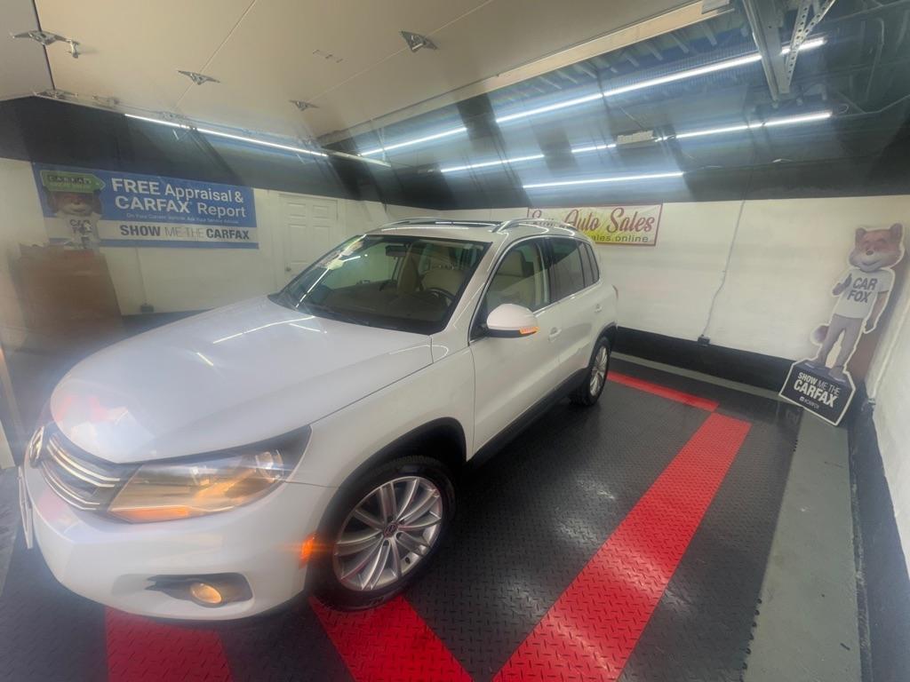 Volkswagen Tiguan  2014