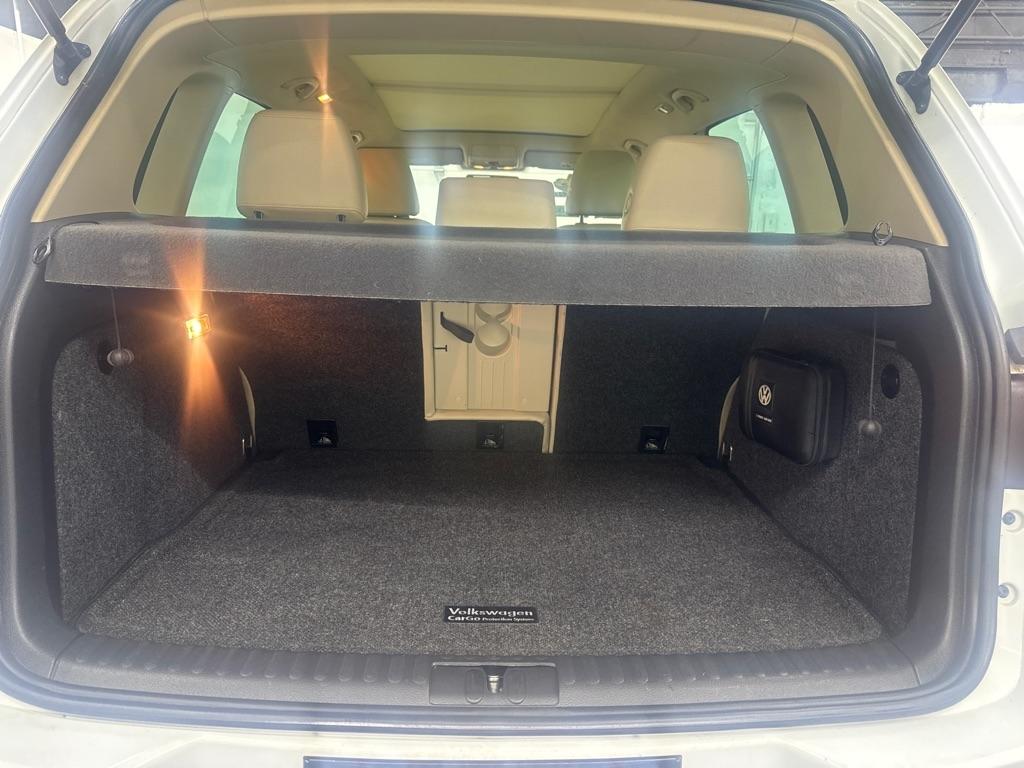 Volkswagen Tiguan  2014