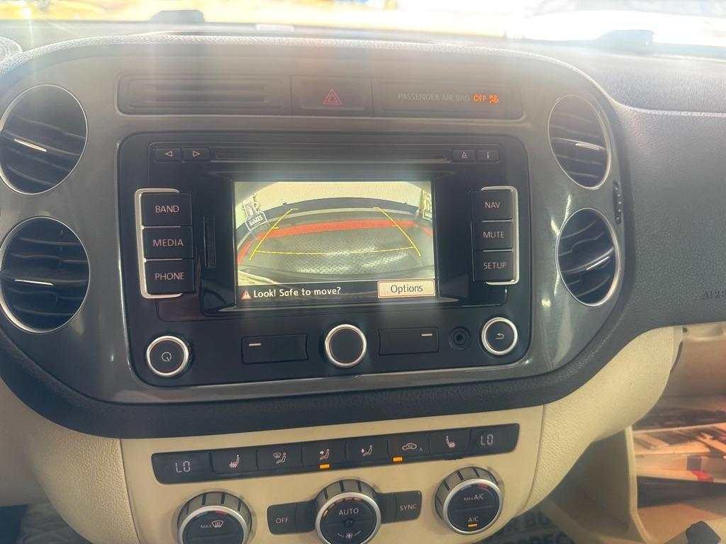 Volkswagen Tiguan  2014