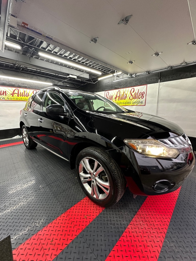 2009 Nissan Murano S photo 2