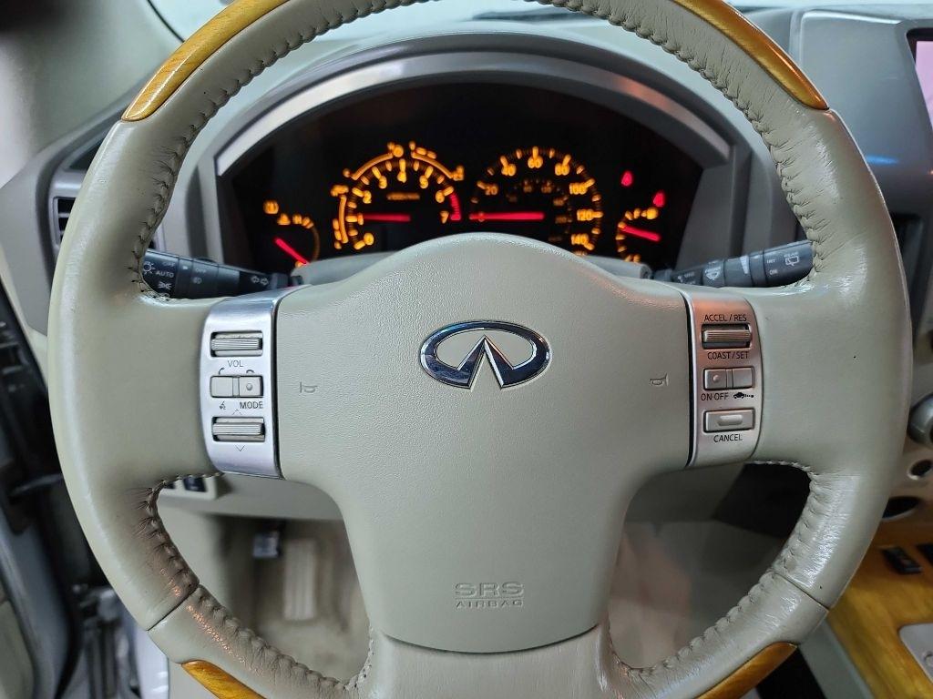 Infiniti QX56  2006
