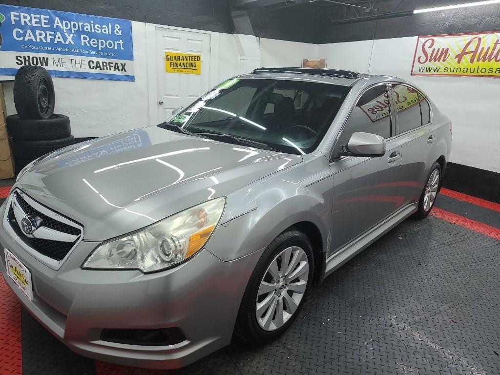 Subaru Legacy  2011