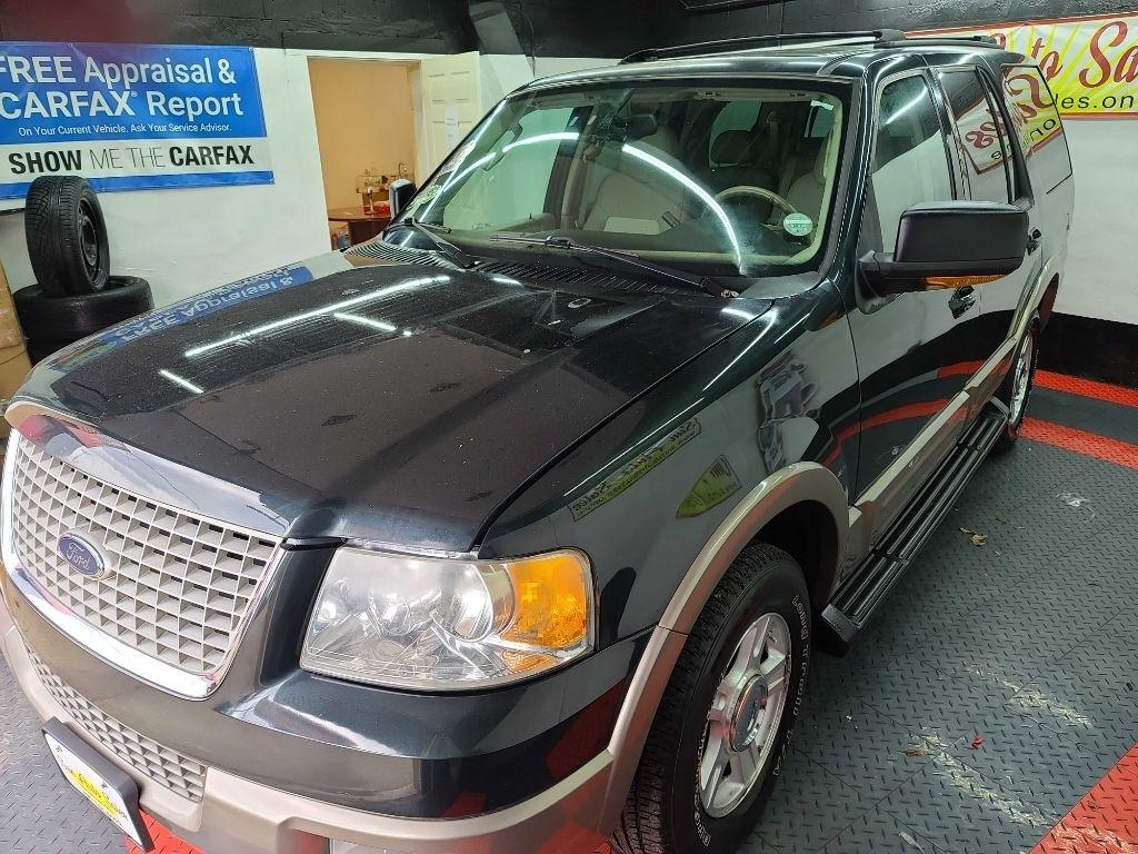 Ford Expedition  2004
