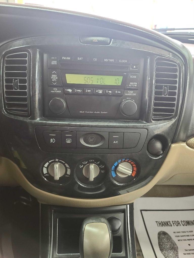 Mazda Tribute  2005