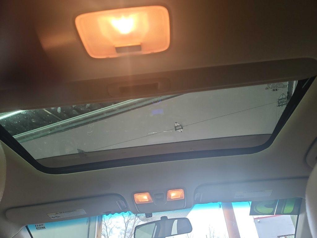 Hyundai Elantra  2013