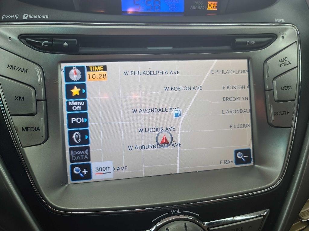 Hyundai Elantra  2013