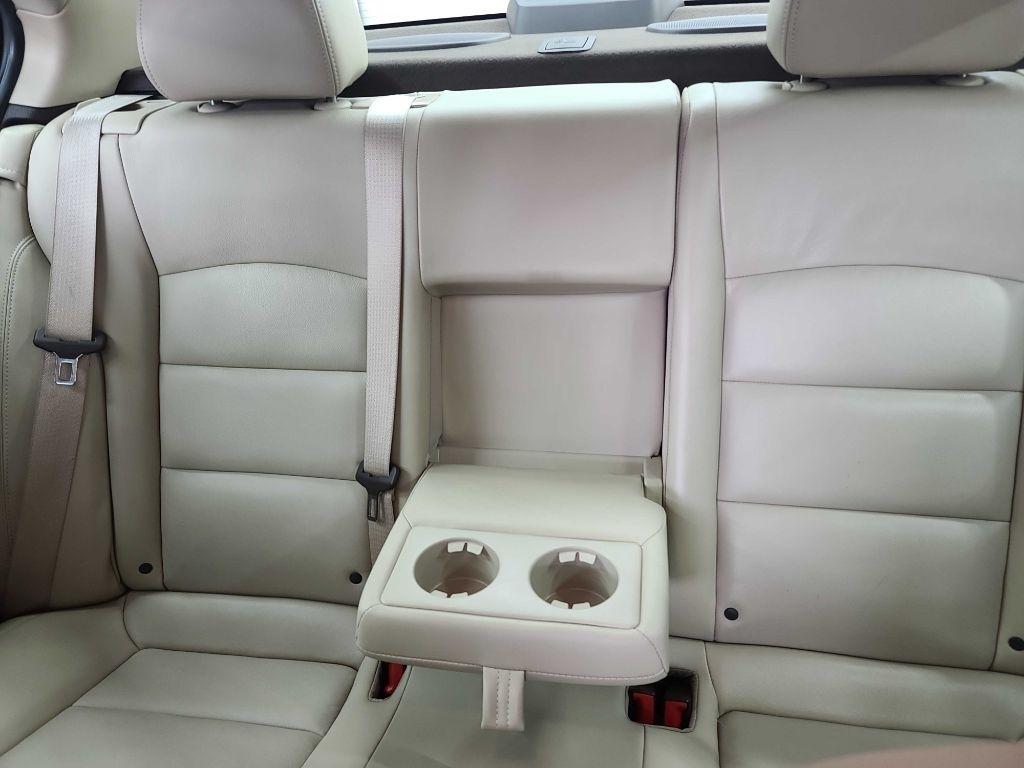 Chevrolet Cruze  2012