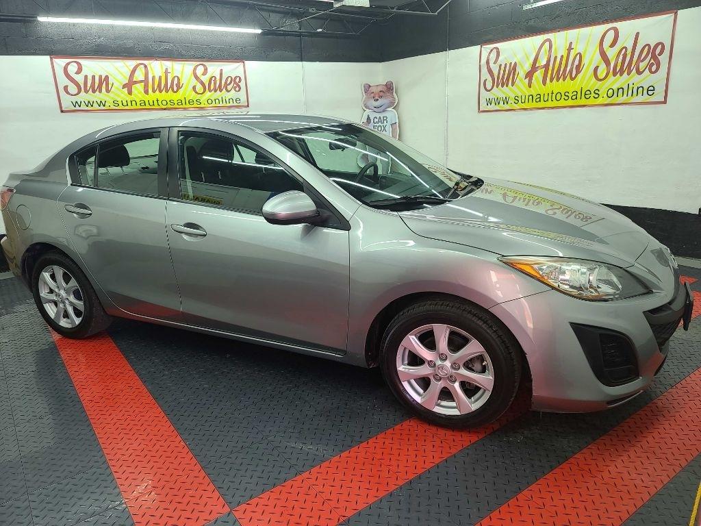 Mazda MAZDA3  2011