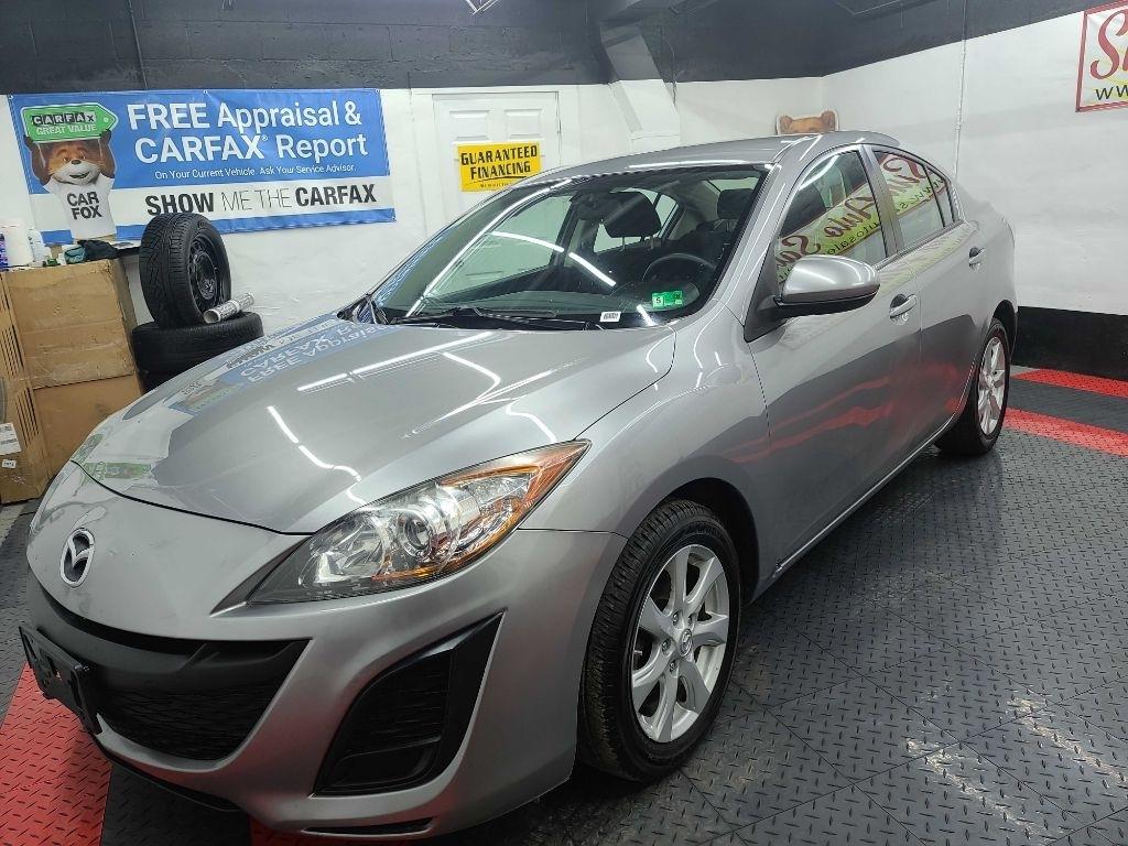 Mazda MAZDA3  2011