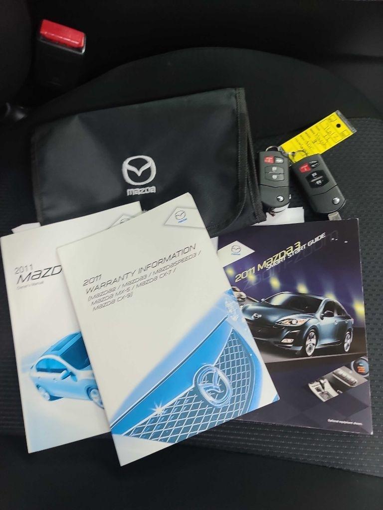 Mazda MAZDA3  2011