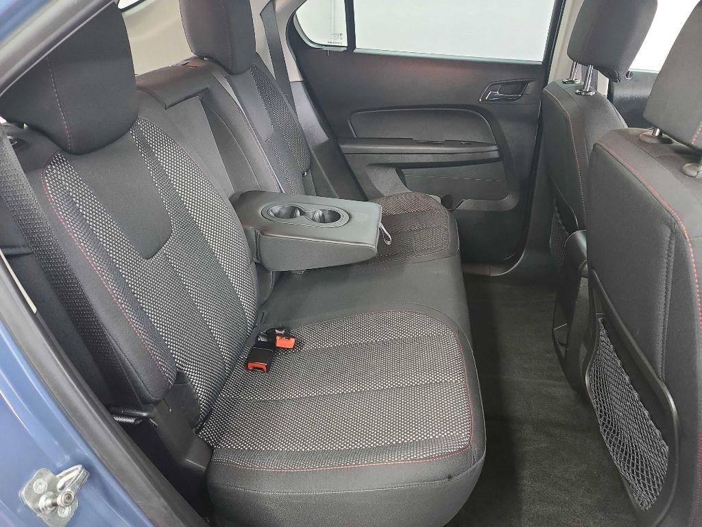 Chevrolet Equinox  2011