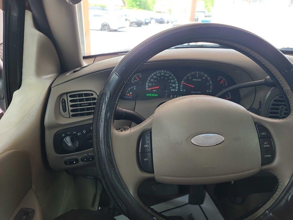 Ford F-150  2002
