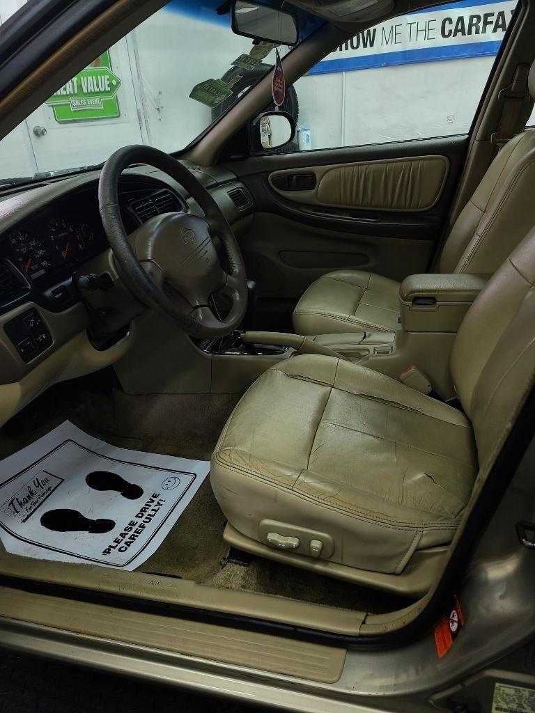 Nissan Altima  2000