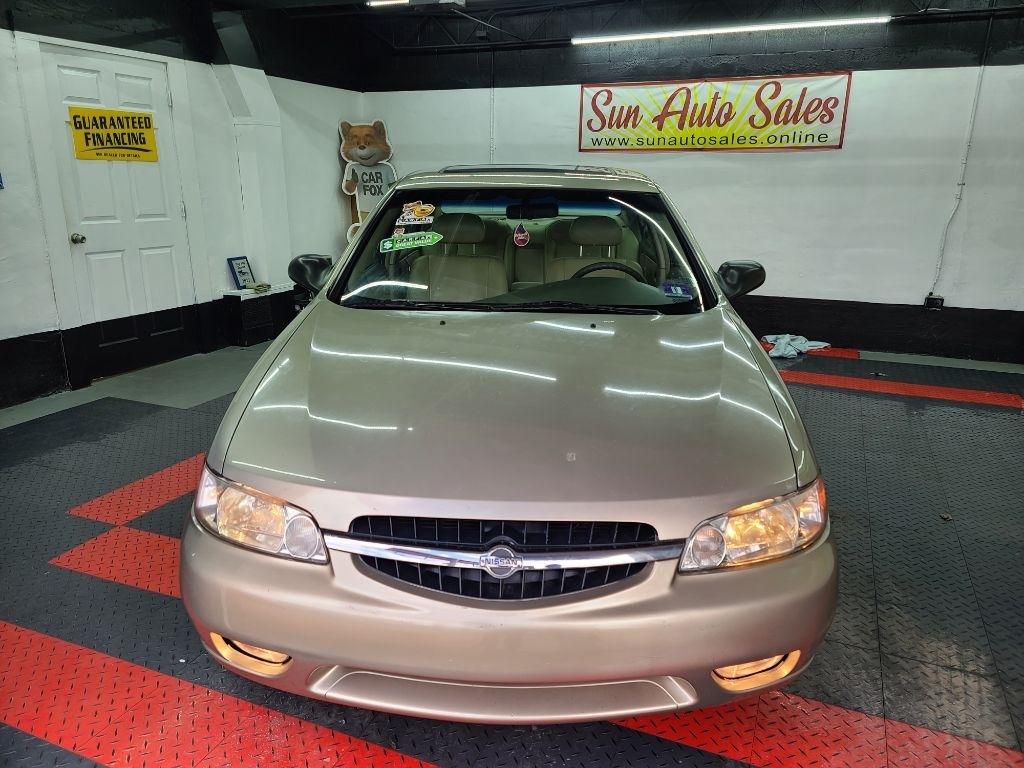 Nissan Altima  2000