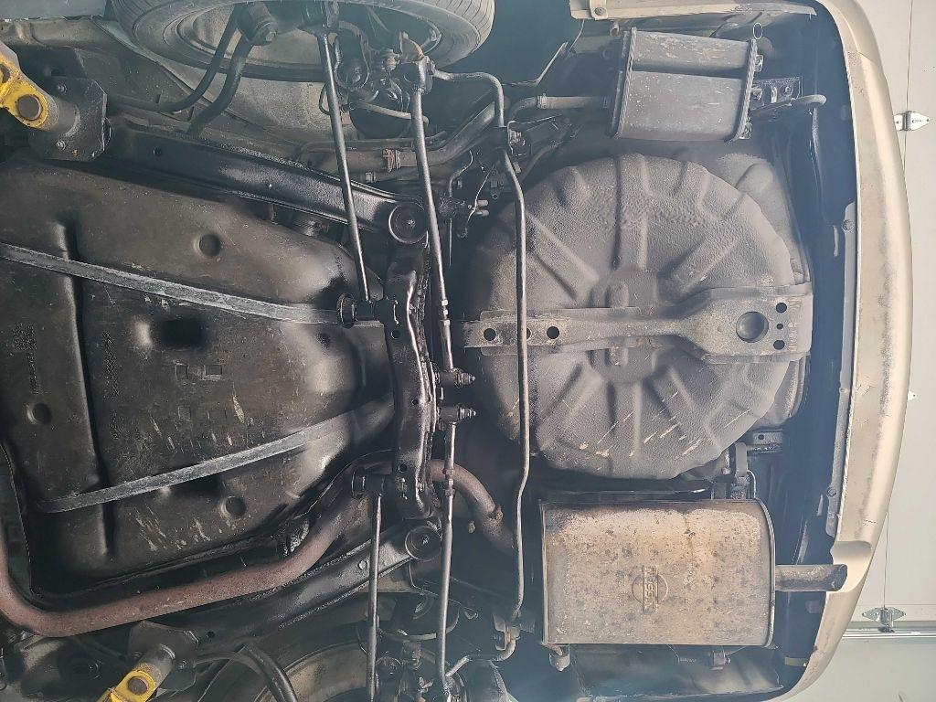 Nissan Altima  2000