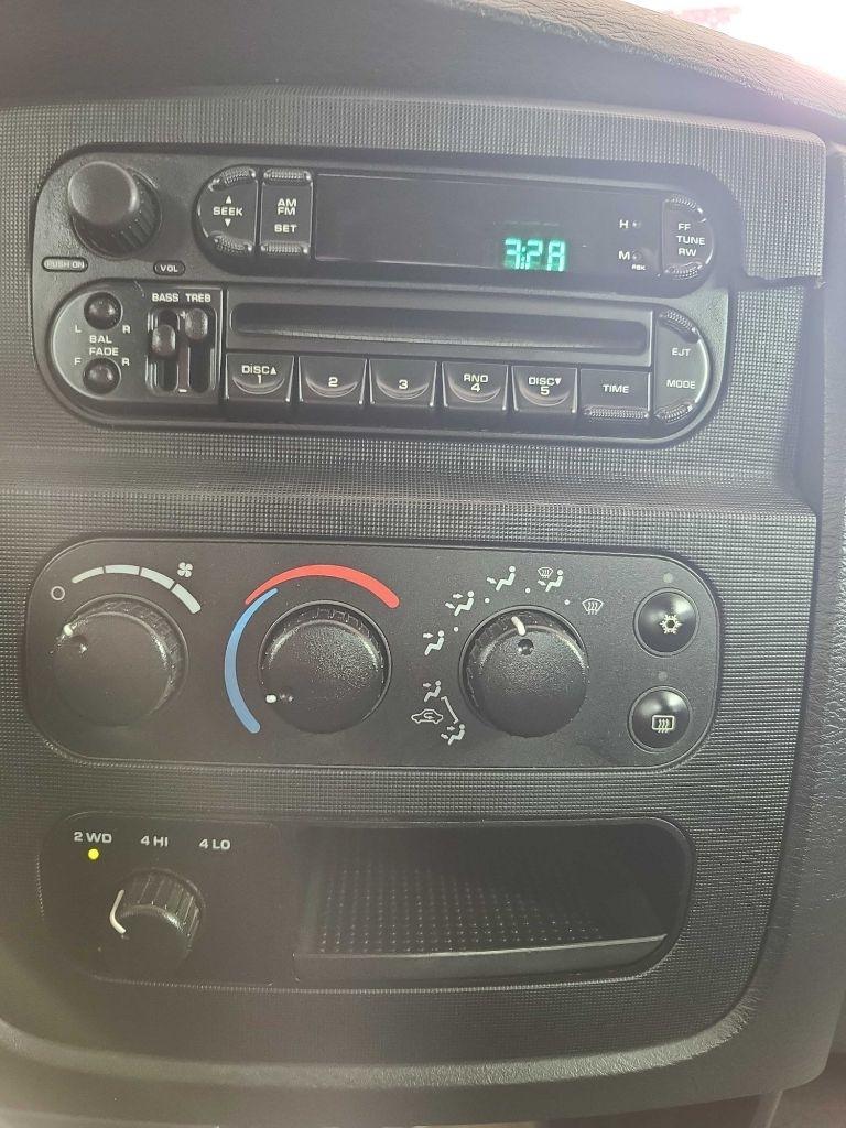 Dodge Ram 1500  2004