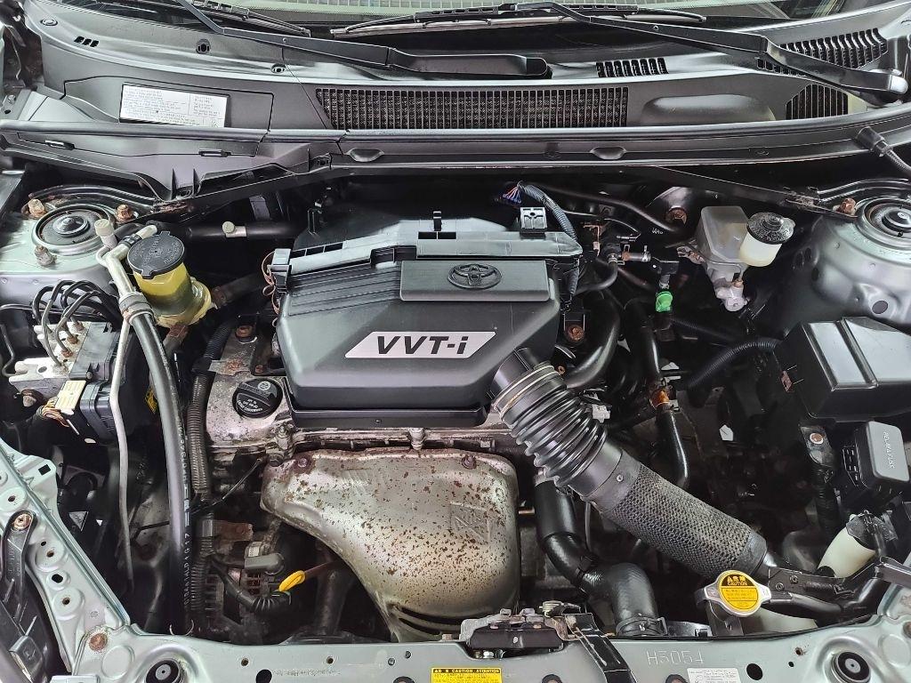 Toyota RAV4  2005