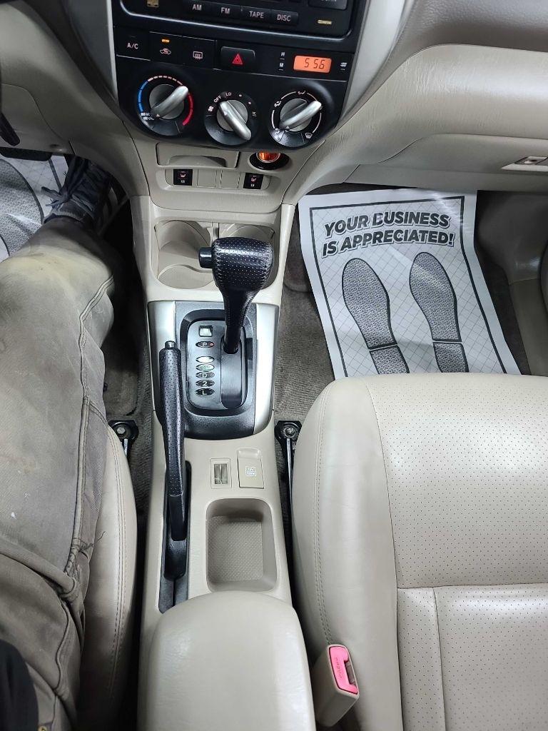 Toyota RAV4  2005