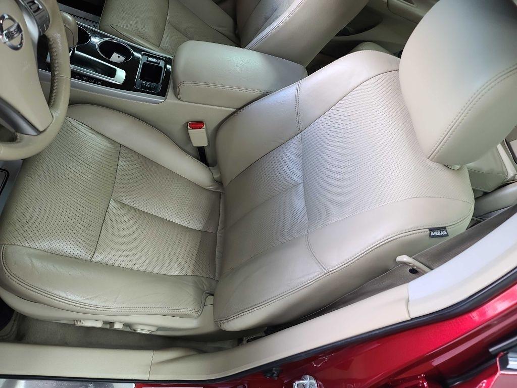 Nissan Altima  2013