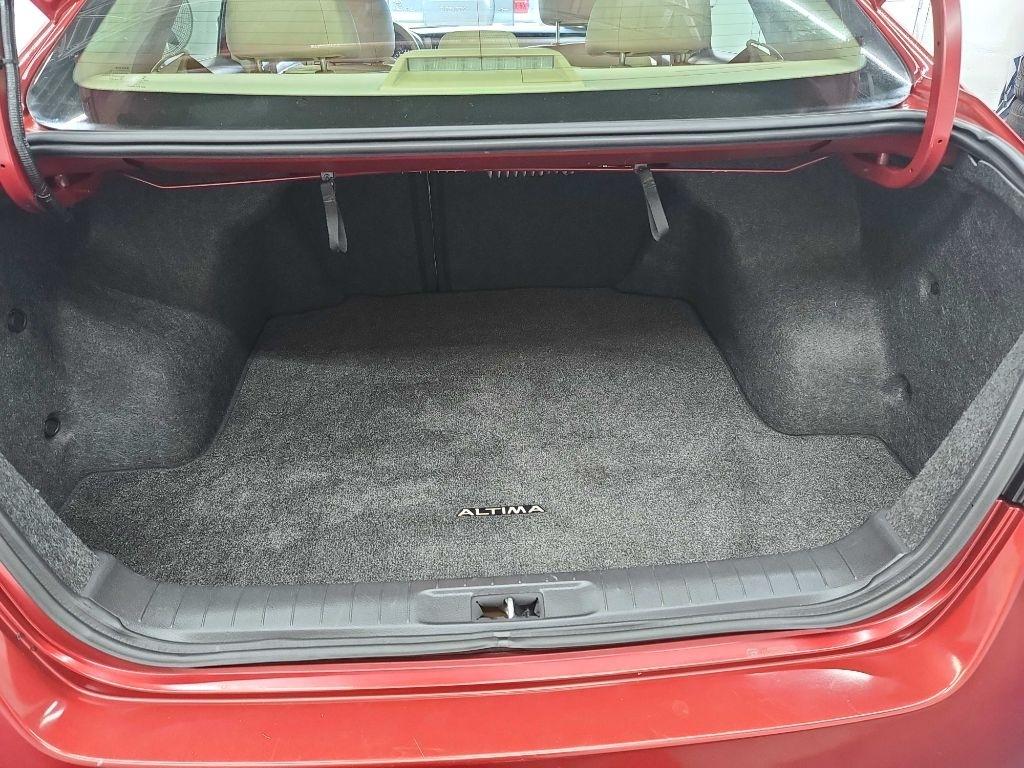 Nissan Altima  2013