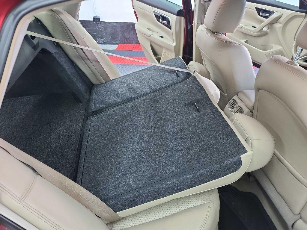 Nissan Altima  2013