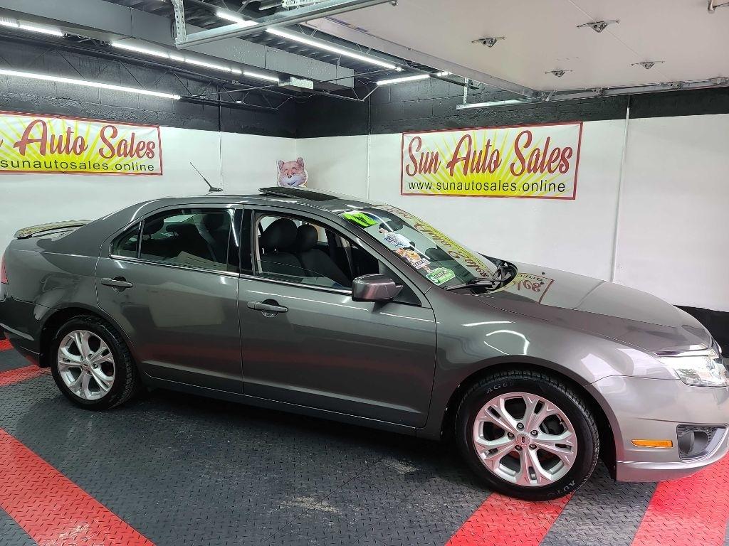 Ford Fusion  2012