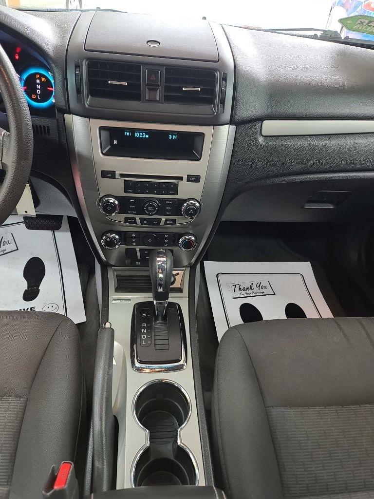 Ford Fusion  2012
