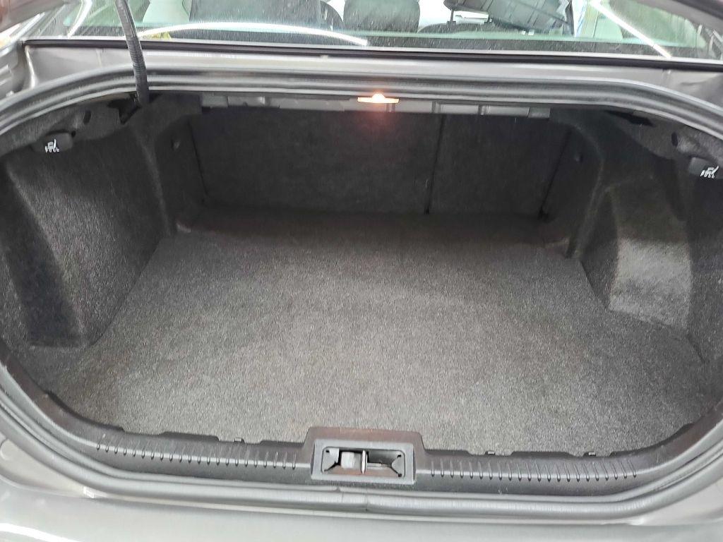 Ford Fusion  2012