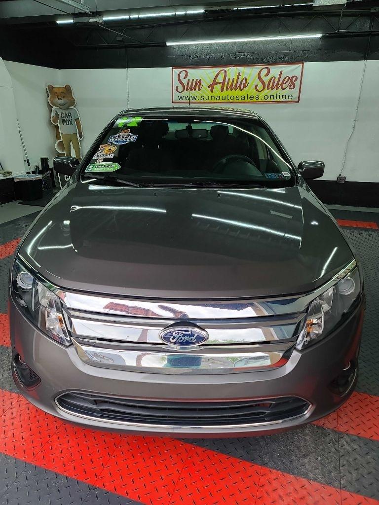 Ford Fusion  2012