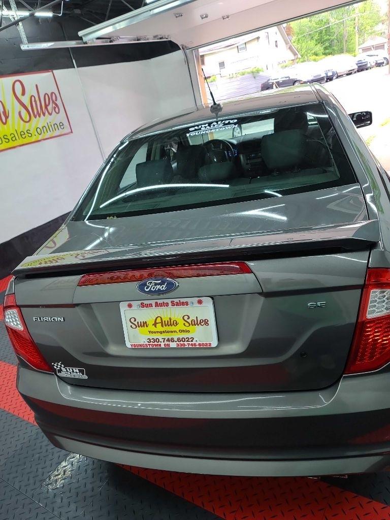 Ford Fusion  2012