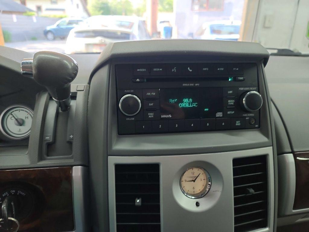 Chrysler Town & Country  2010