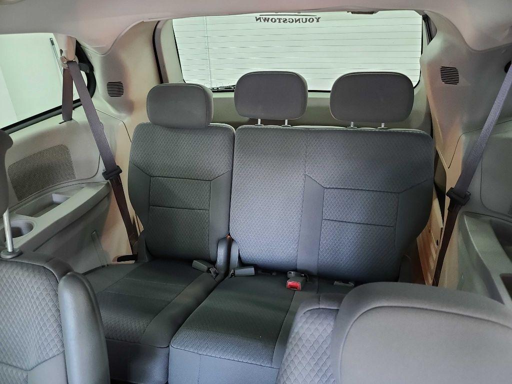 Chrysler Town & Country  2010