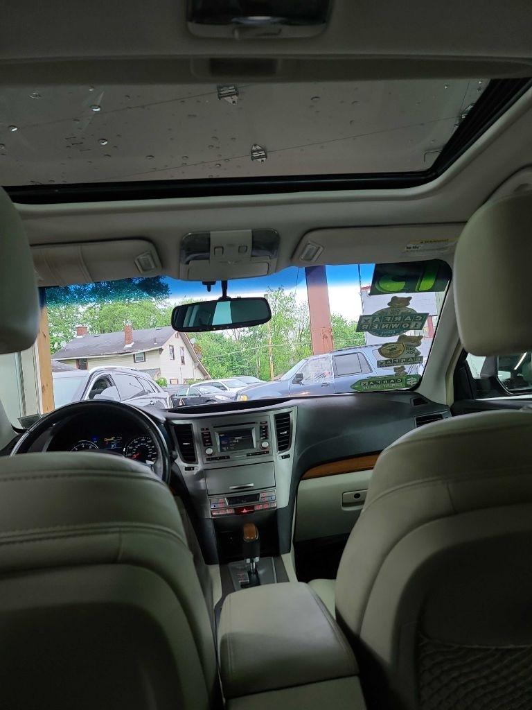 Subaru Outback  2013