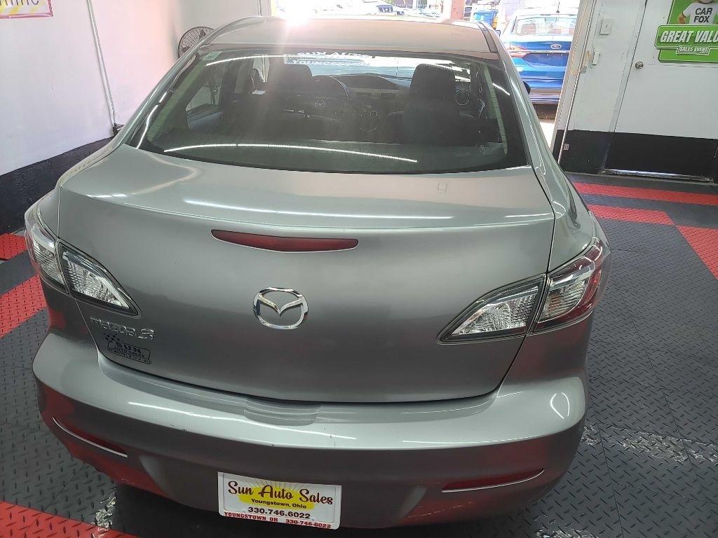 Mazda MAZDA3  2012