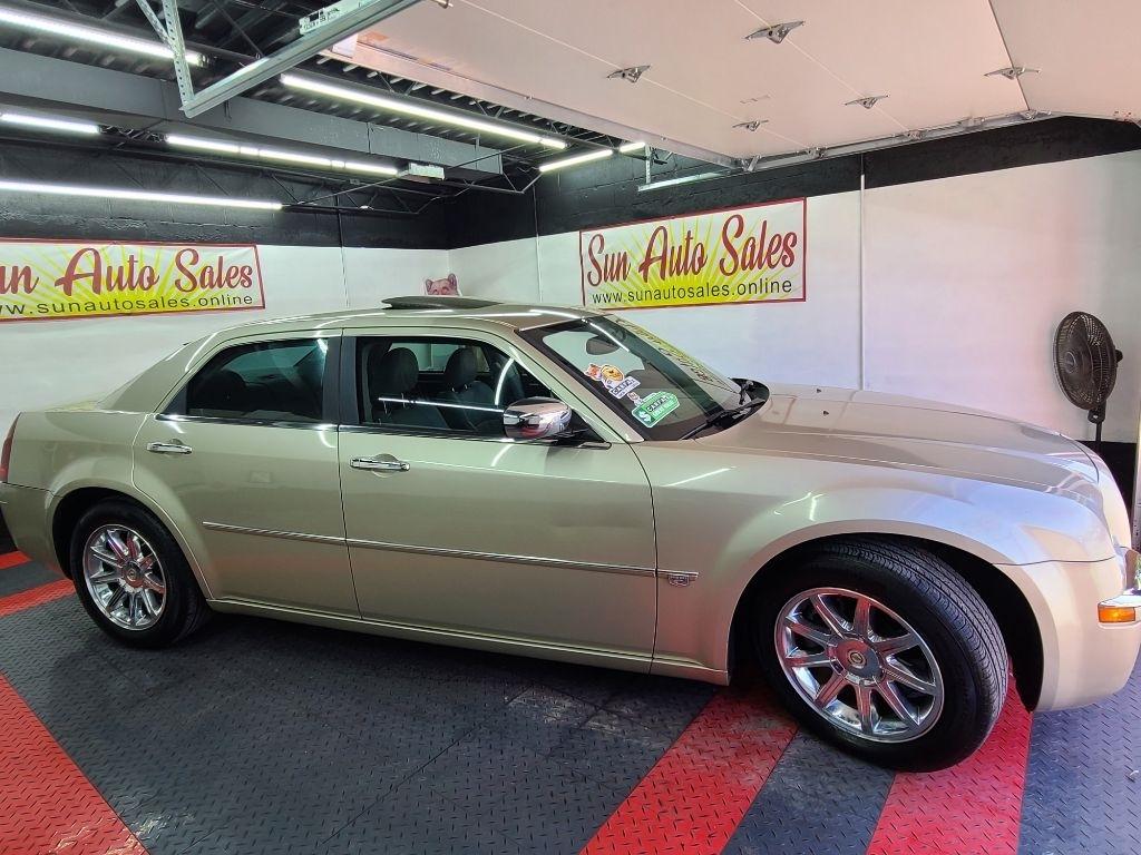 2006 Chrysler 300 C's photo