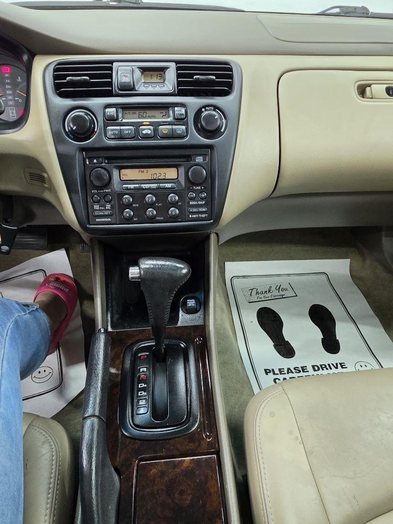 Honda Accord  1999