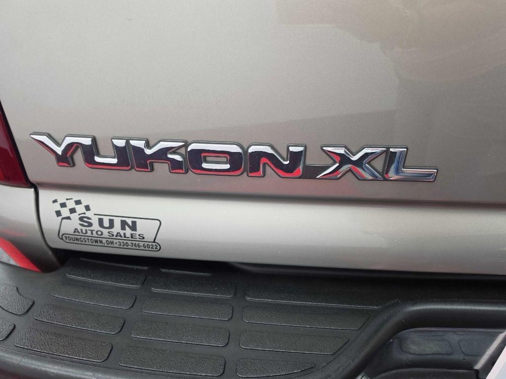 GMC Yukon XL  2001